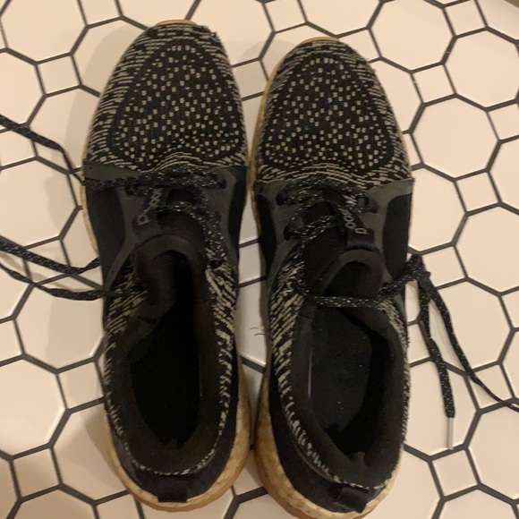 adidas pure boost running shoes - Picture 2 of 5